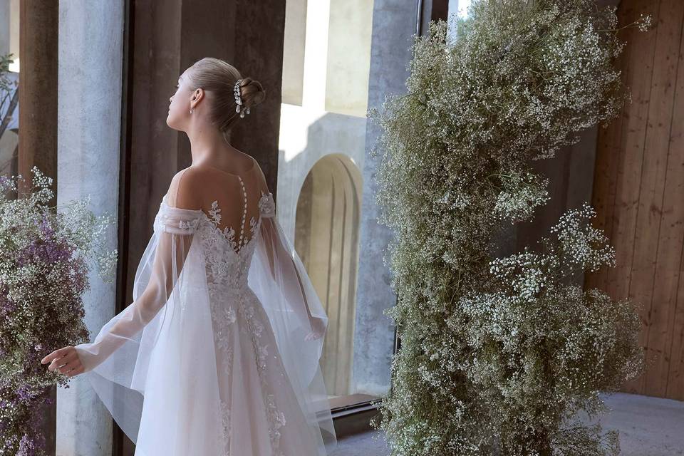 Amigoni Sposa spallina cadente