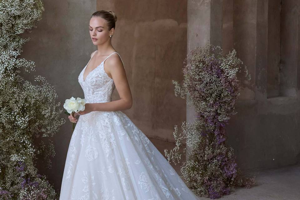 Amigoni Sposa gonna disegnata