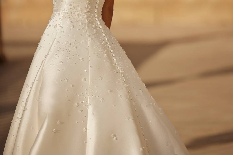 Amigoni Sposa mikado ricamato