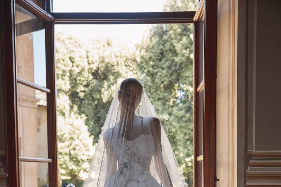 Amigoni Sposa romantico