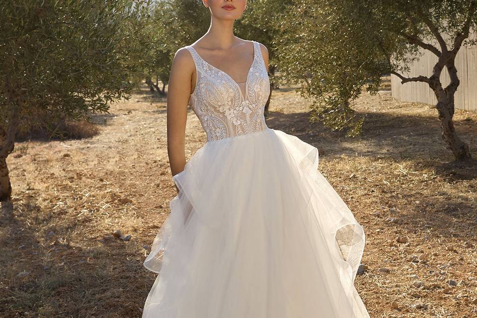 Amigoni Sposa delicato balze