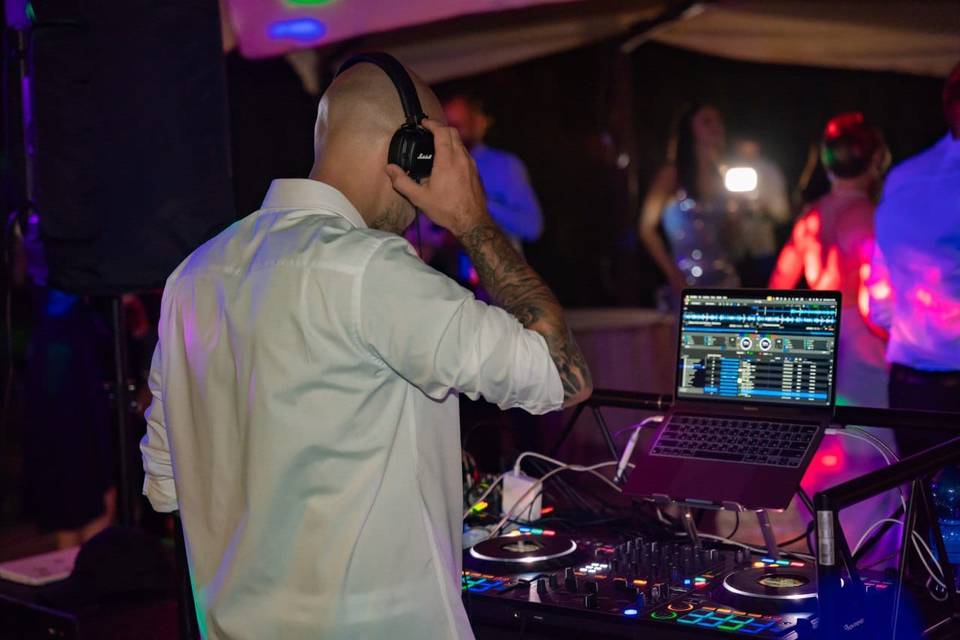 Dj matrimonio