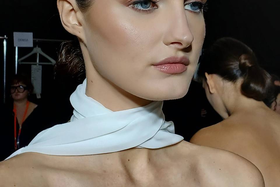 Glamour makeup