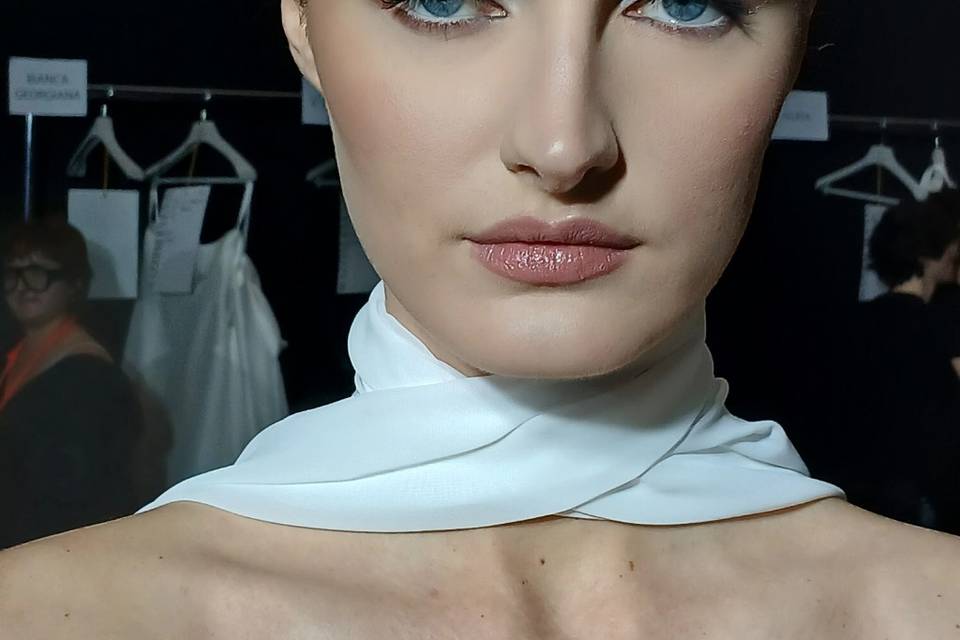 Glamour makeup