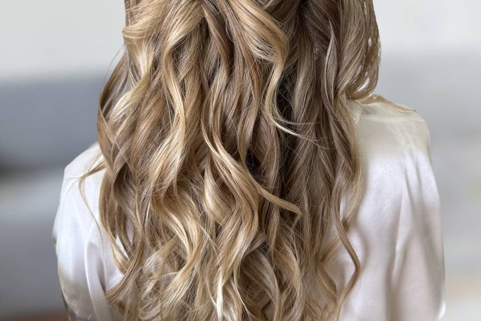 Semiraccolto sposa