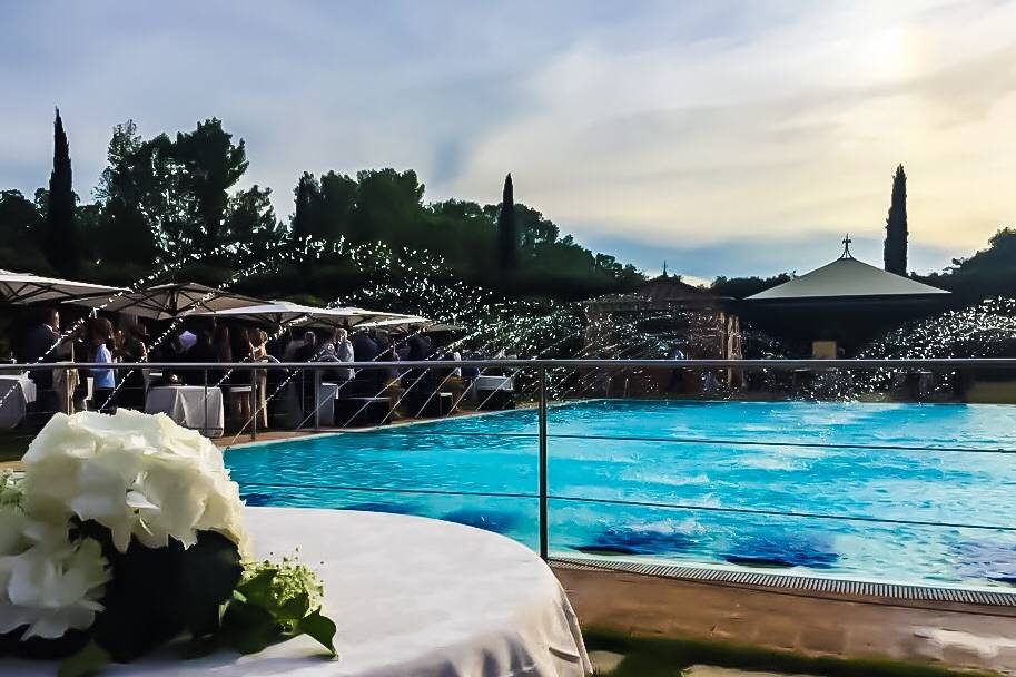 La piscina per l'aperitivo