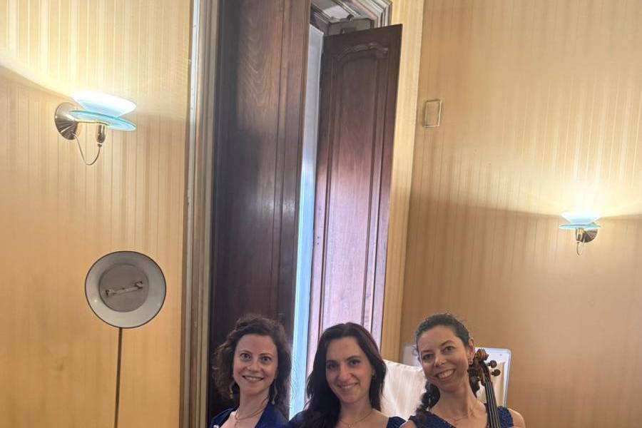 Trio Blu voce, flauto, violino