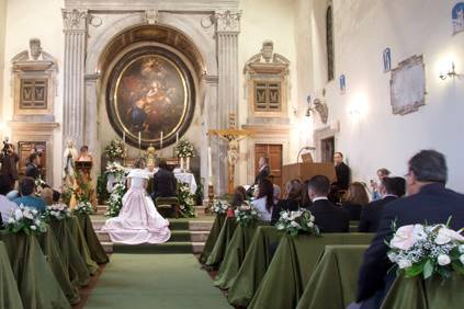 Decorazione floreale della chiesa