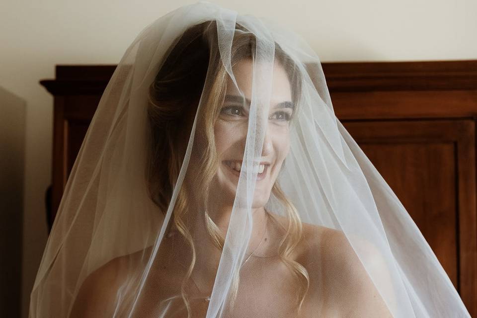 Bridal make-up, Elena