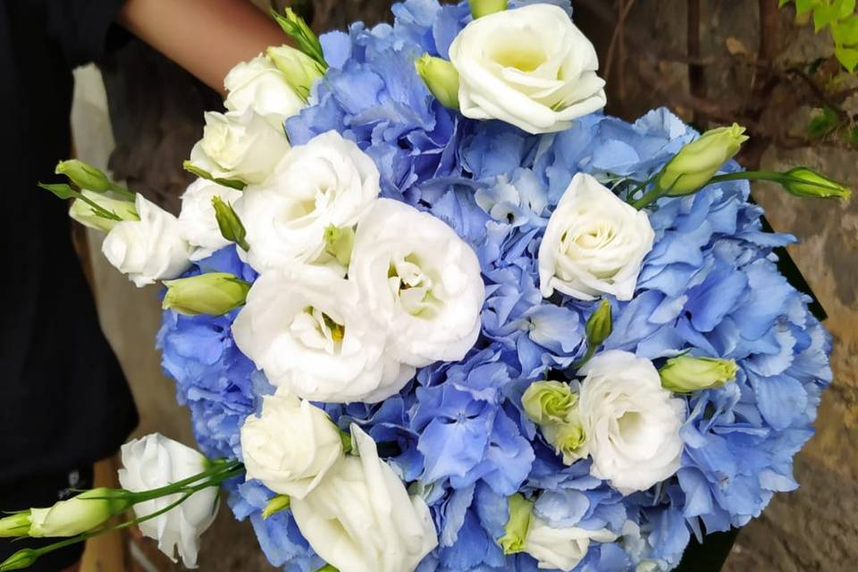 Bouquet ortensie e lisianthus