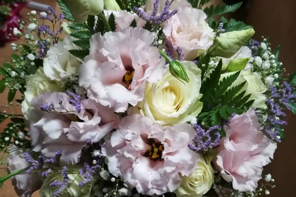 Bouquet lisianthus rosa