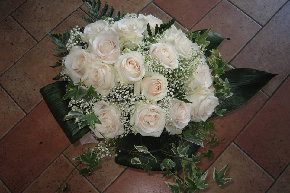 Bouquet rose ed edera