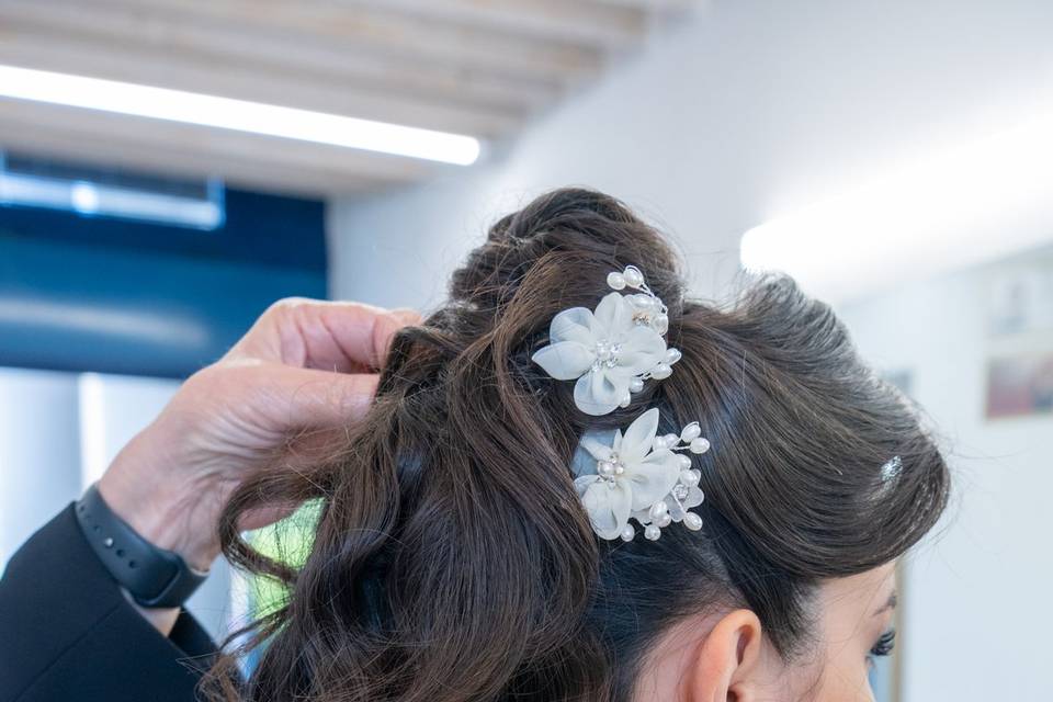 Profilo fiori capelli