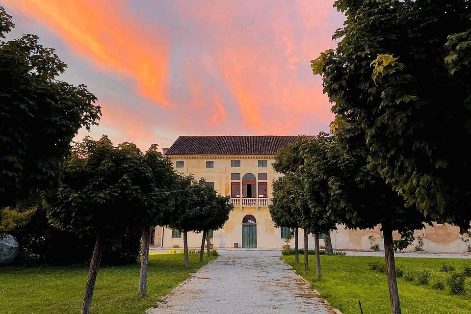 La villa al tramonto