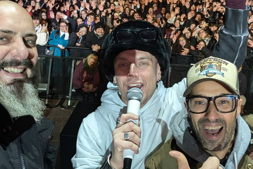 Apertura concerto di COEZ