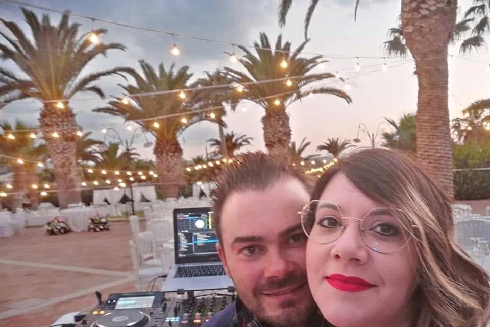 INTRATTENIMENTO MUSICALE DJ