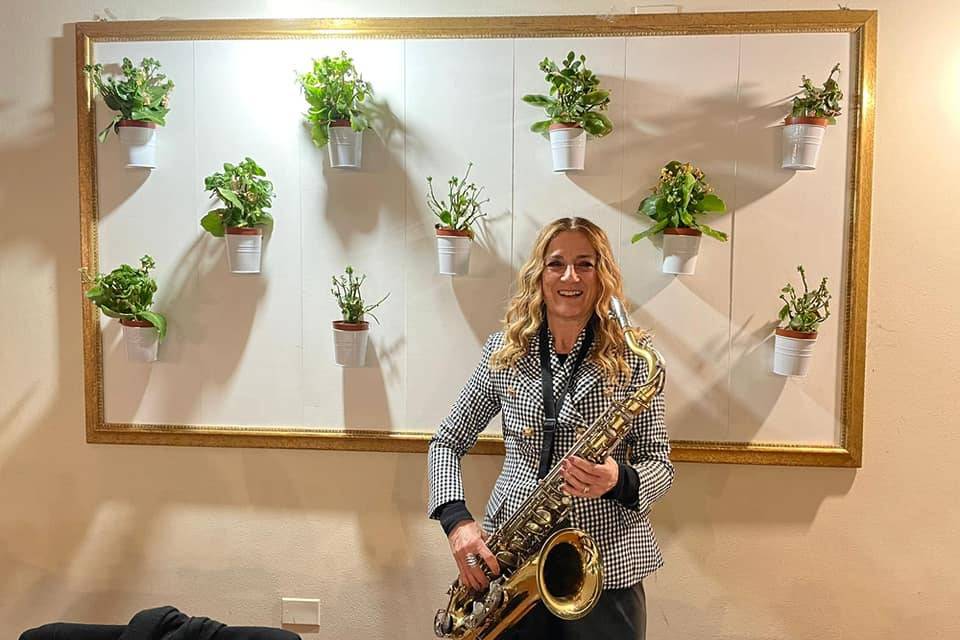 Marinella Music - Sax - Livemusic - Deejayset