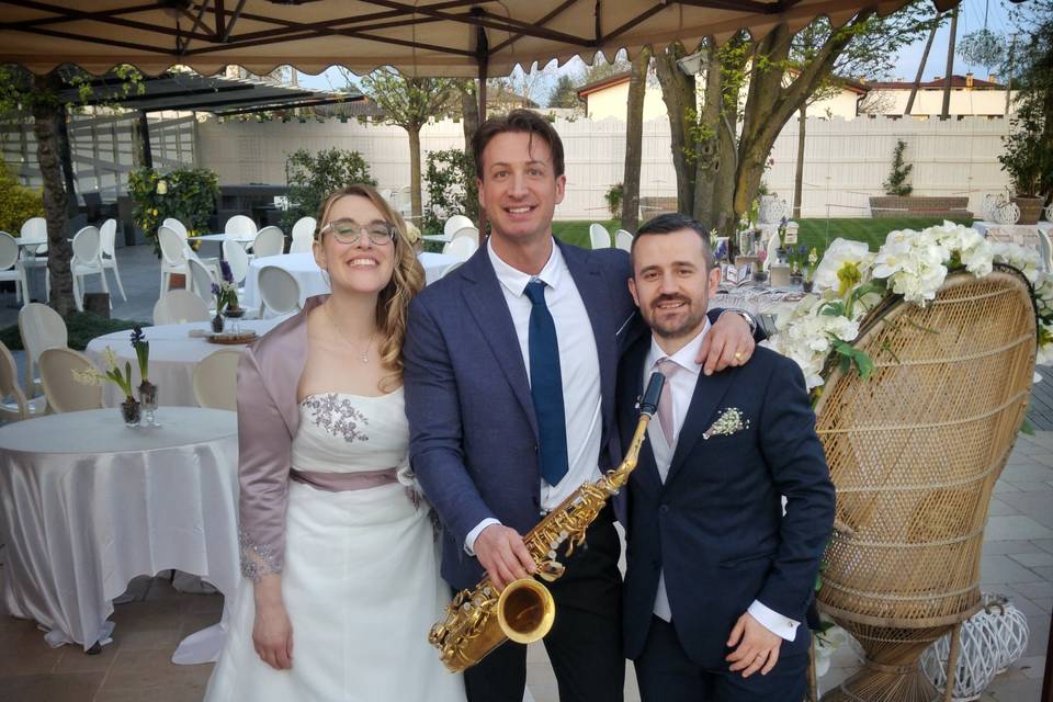 Matrimonio-sposi-dj-sax