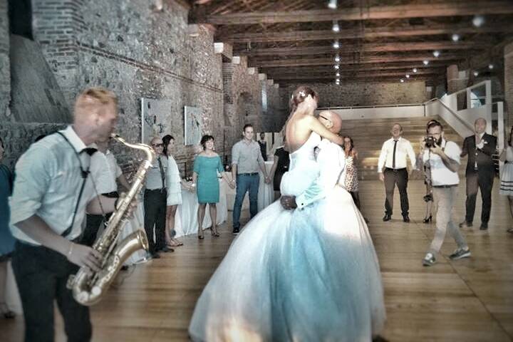 Matrimonio-sposi-dj-sax