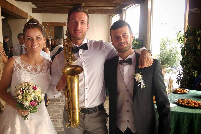 Matrimonio-sposi-dj-sax