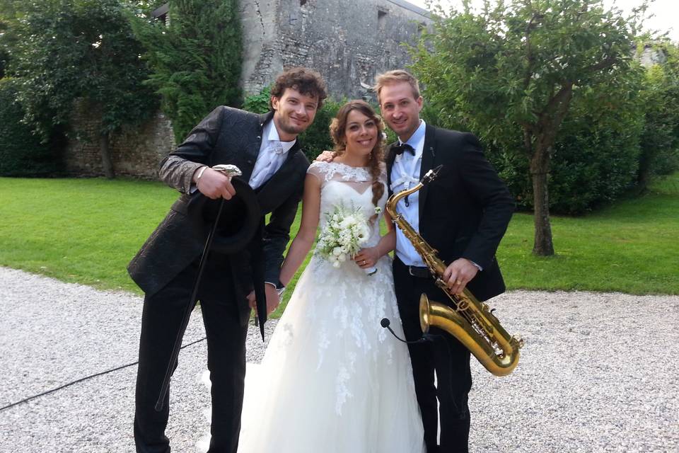 Matrimonio-sposi-dj-sax