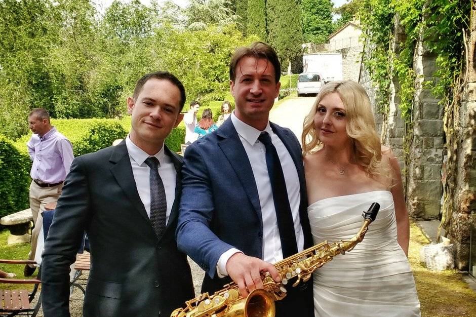 Matrimonio-sposi-dj-sax