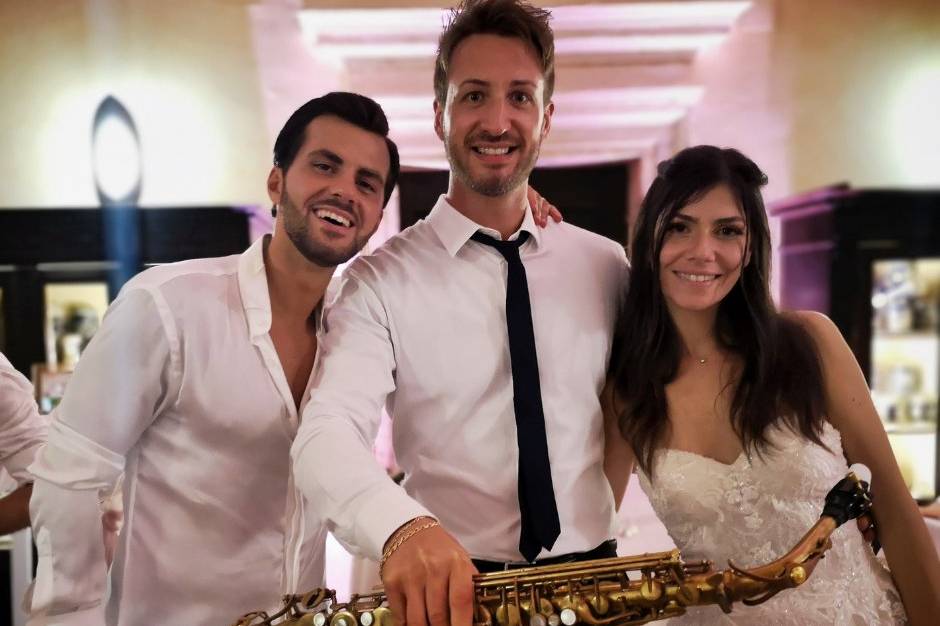 Matrimonio-sposi-dj-sax