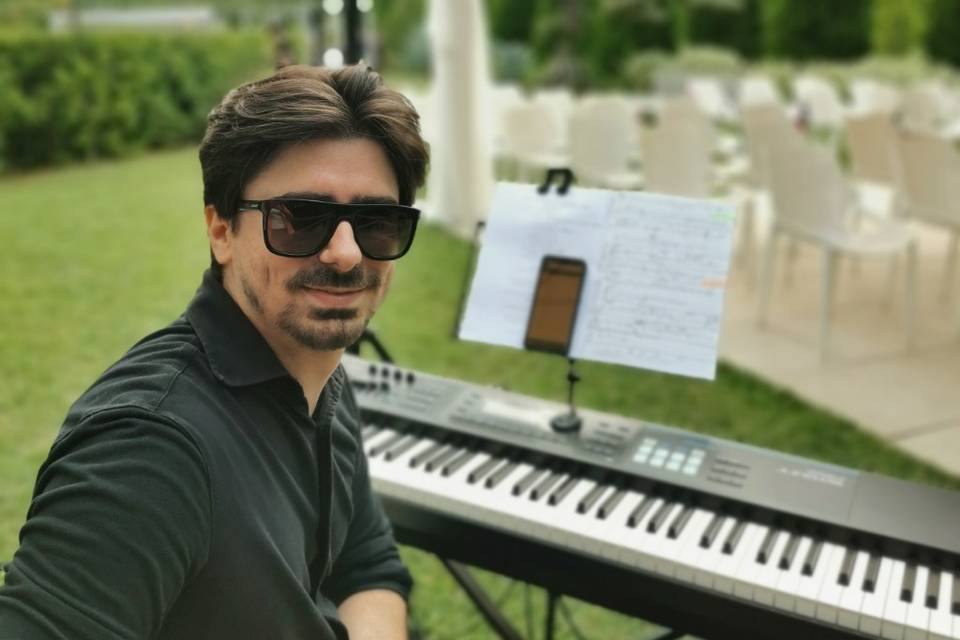 Manuele Cariani, il pianista!