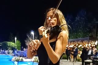 Dina Violino