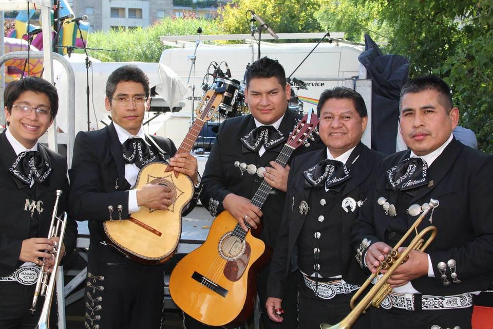 Mariachi-Azteca-Italia