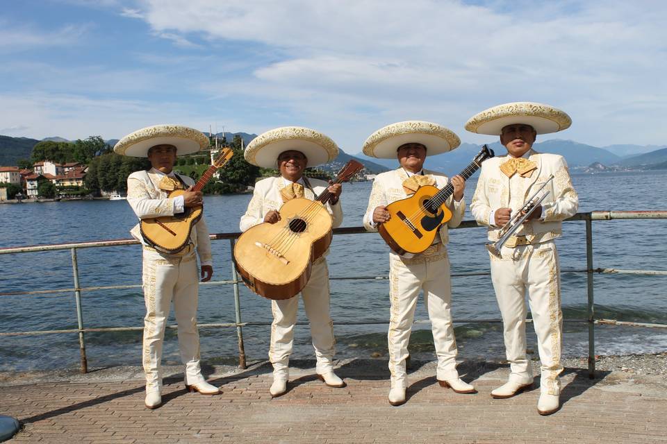 Mariachi-Azteca-Italia