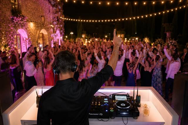 Big Wedding Party