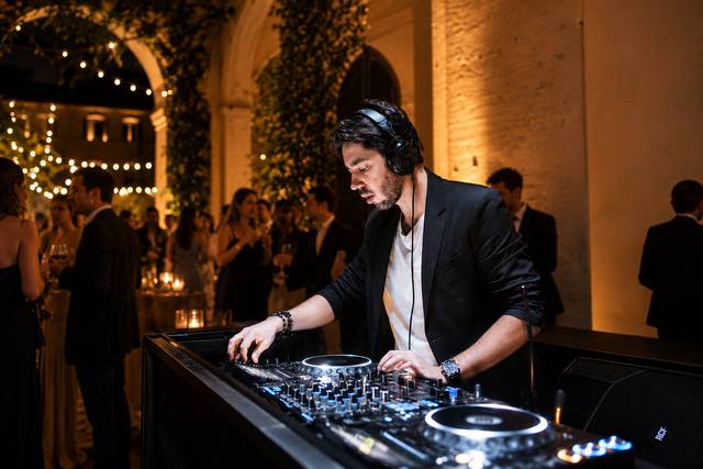 Wedding Dj