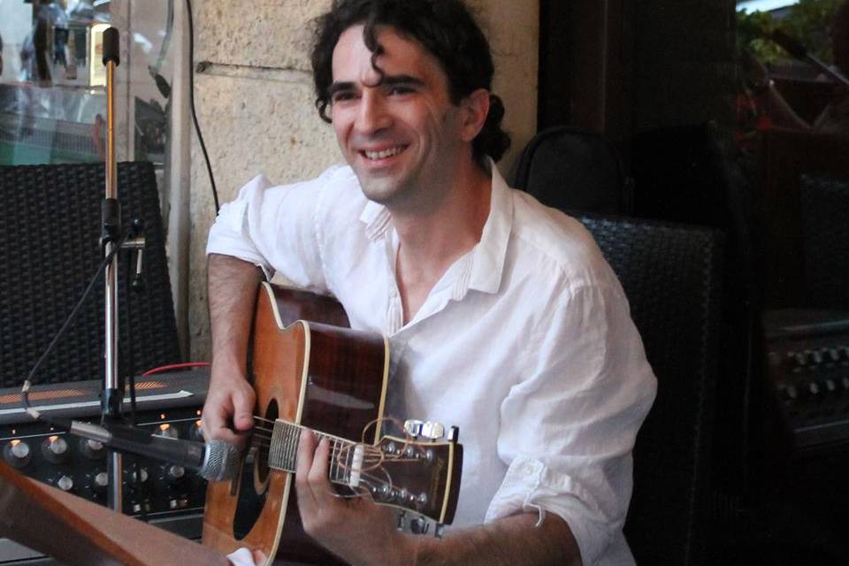 Andrea Cannucciari, chitarra