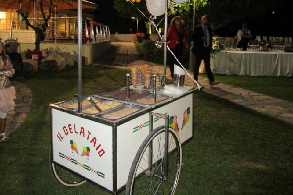 Carretto vintage per gelato