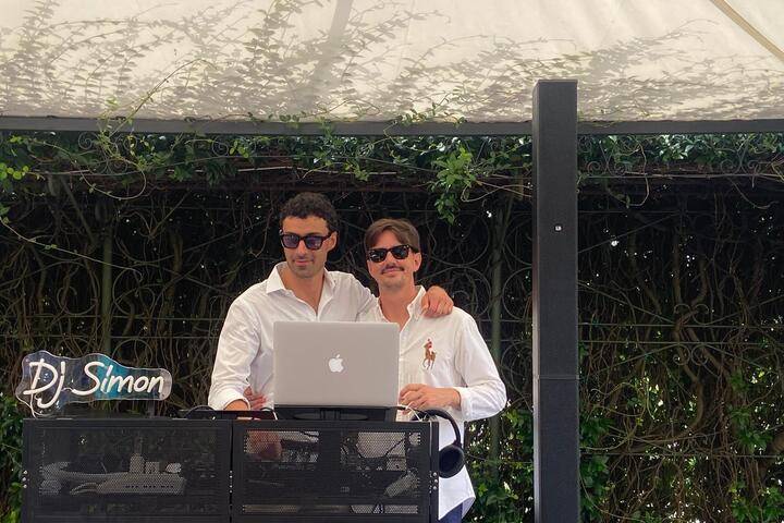 DJ SIMON