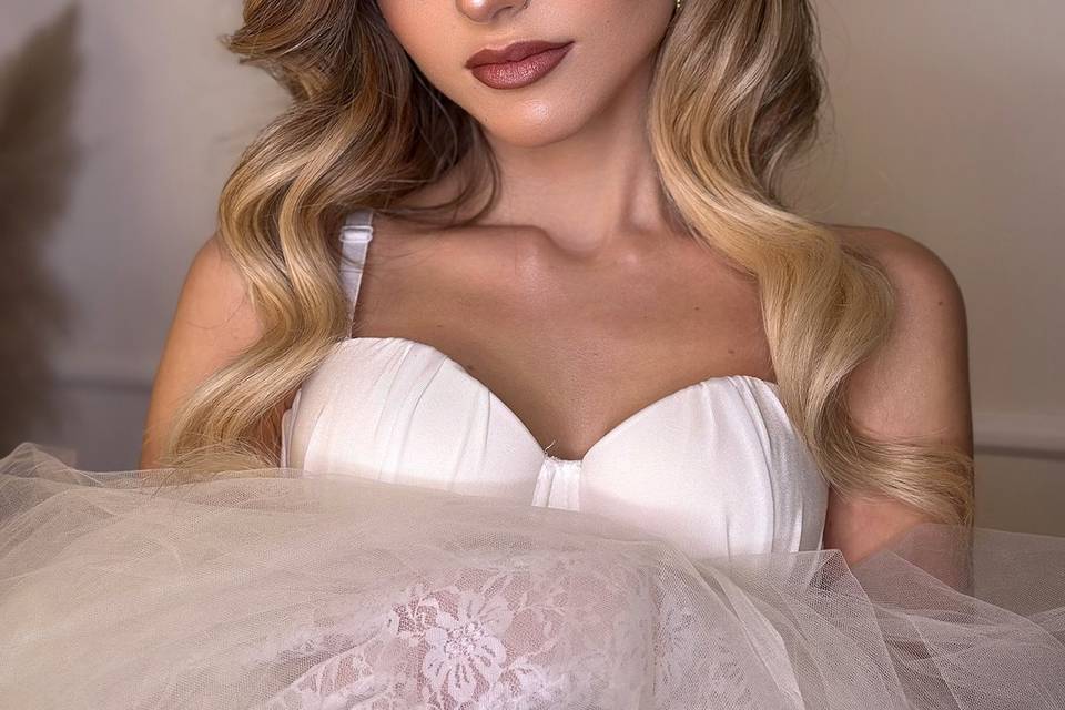 Bridal look