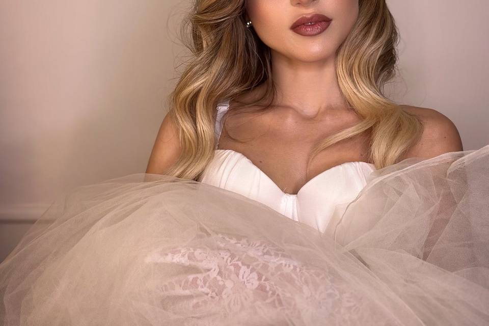 Bridal look