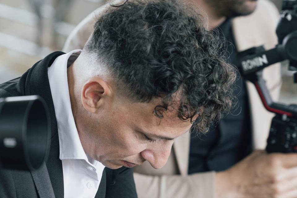 Fotografo_Media_LatoDestro_45º