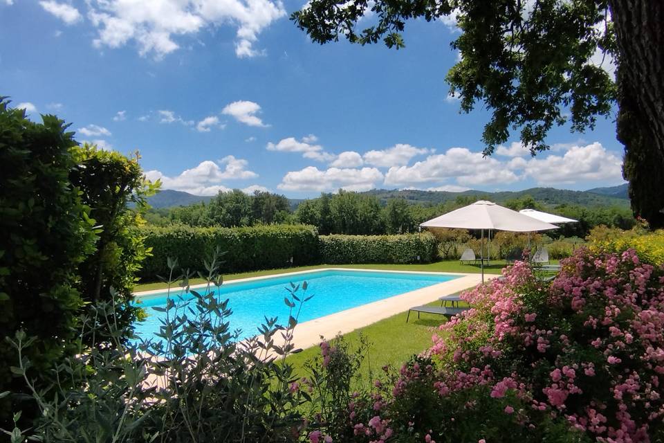 La piscina in agriturismo