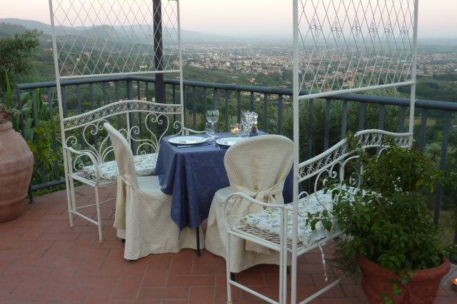 Tavolo in piscina