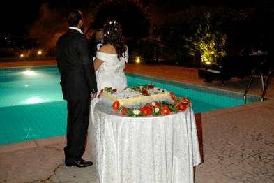 Matrimonio bordo piscina