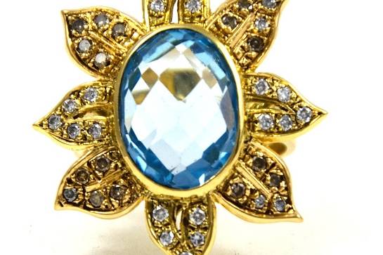 Anello fiore con Brillanti