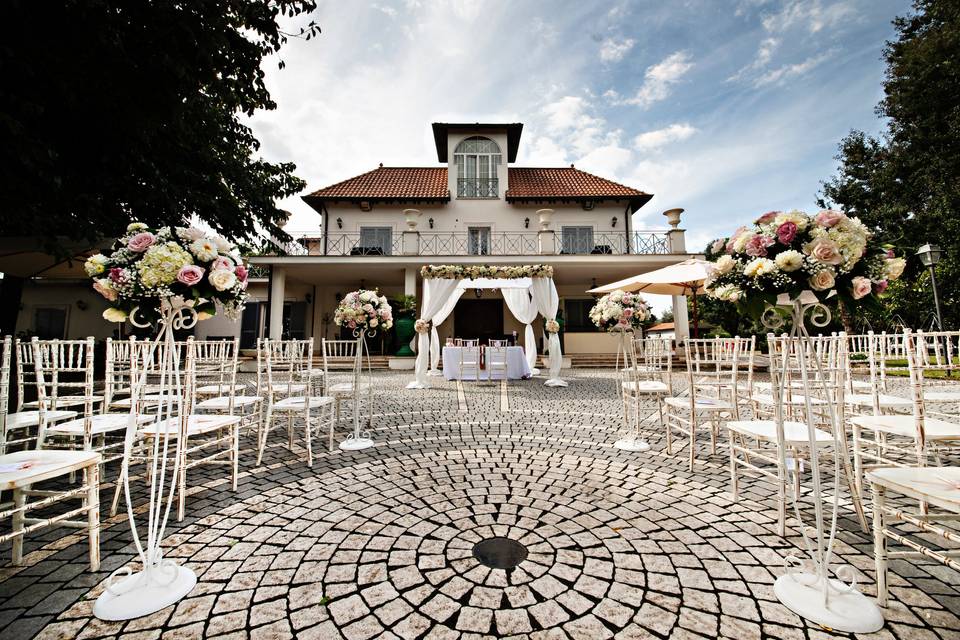 Tonigar Cerimoniere - Celebrante Matrimonio Civile