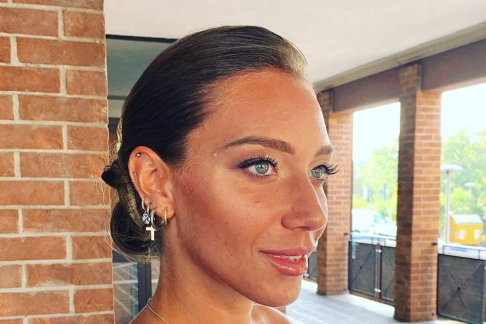 Make-up invitata