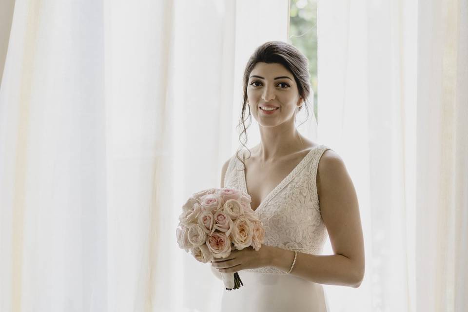 Sposa con il bouquet