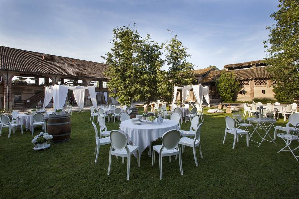 Gran buffet sull'aia