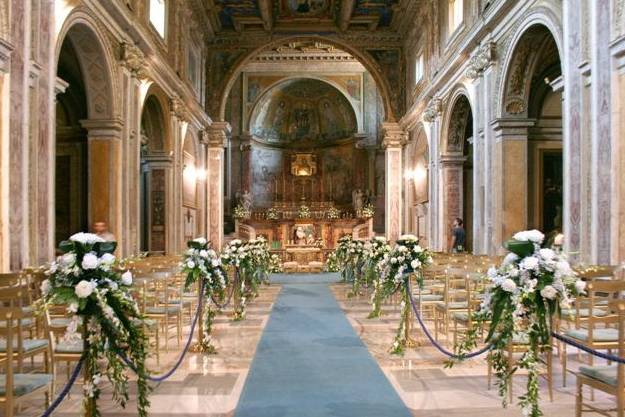 Fiori per la chiesa