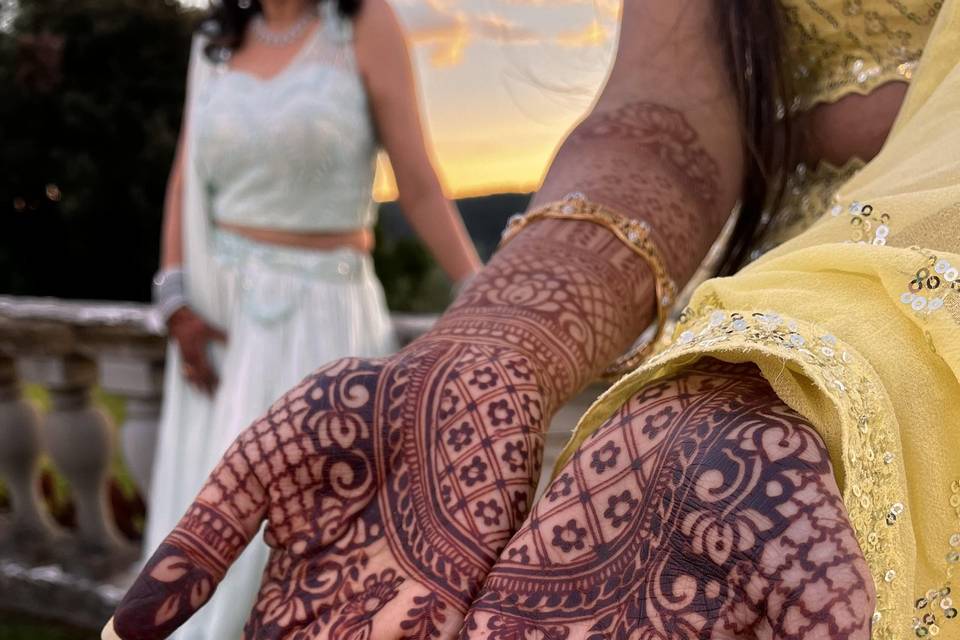 Guest's mehndi in Florence