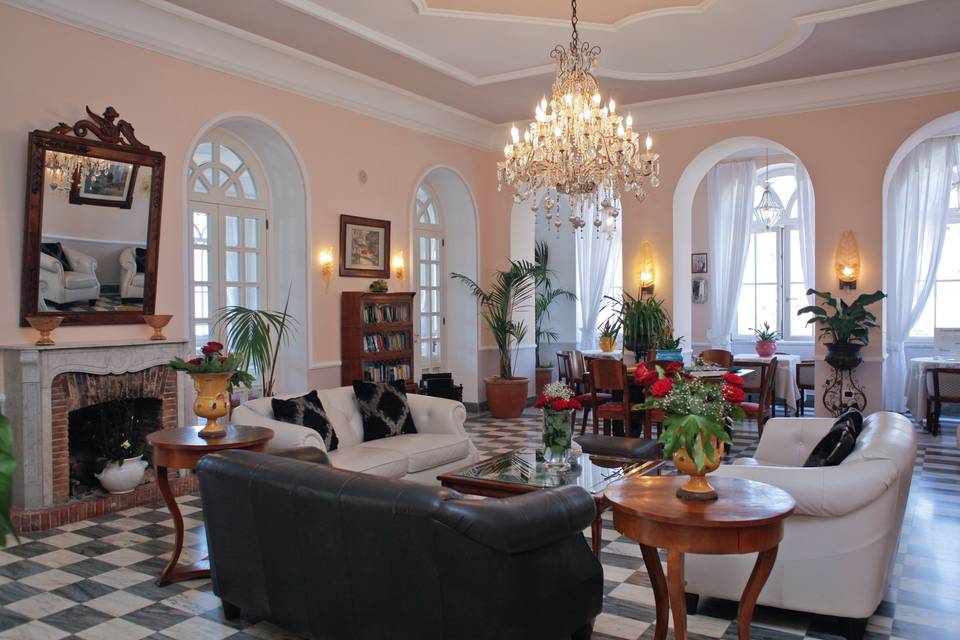 Lounge Villa Maria